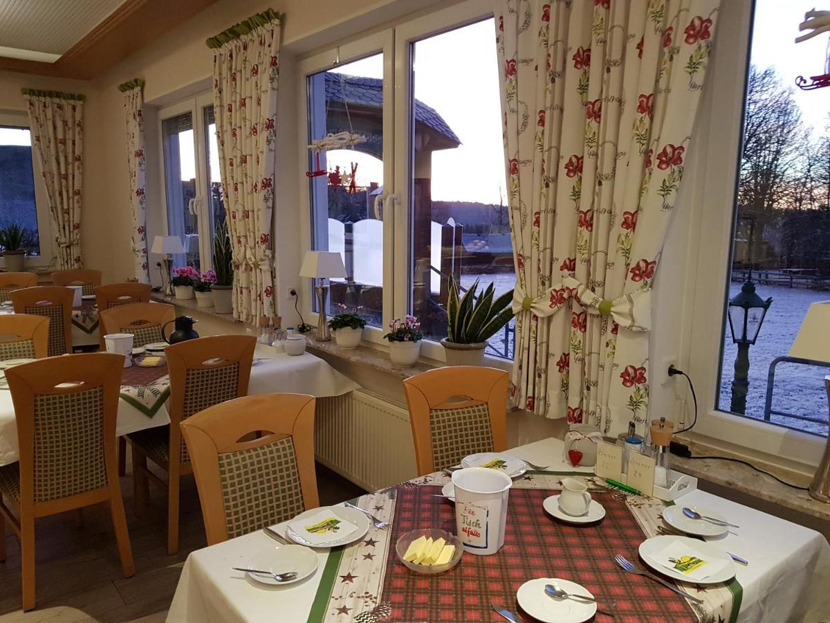 Landhotel Gasthof Zur Post Langewiese Экстерьер фото